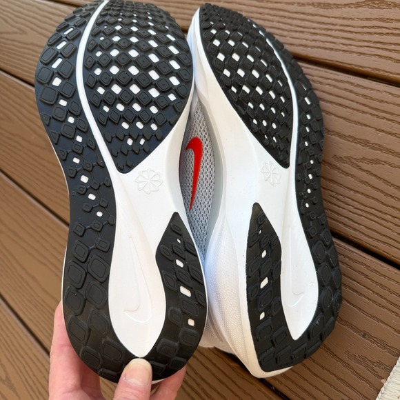 Nike Air Zoom Pegasus 41 Men's Size 12 White/Picante Red-Wolf Grey FD2722 108 - Picture 8 of 14